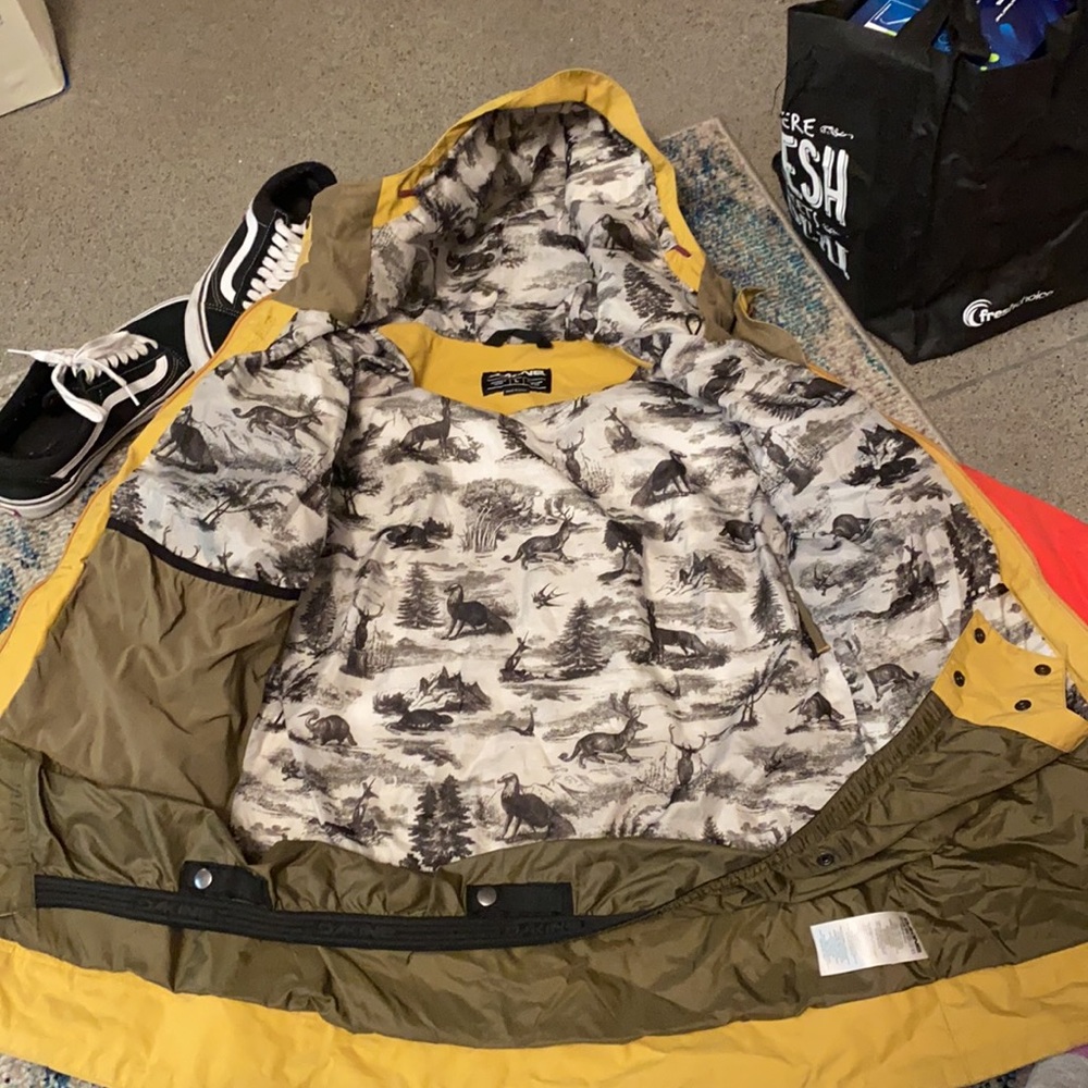 Dakine Jacket - Picture 2 of 4